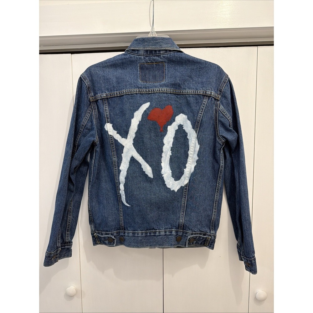 The Weeknd x Levi's Denim Trucker Jacket ~ XO/Cat Logo ~ Men's Sz SMALL